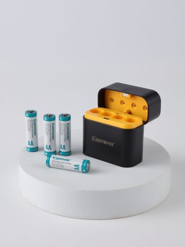 Keeppower i4 1.5V AA Rechargeable Li-ion Battery Charger 4PCS P1450I2 (2866 mAh/4300mWh) Batteries Included