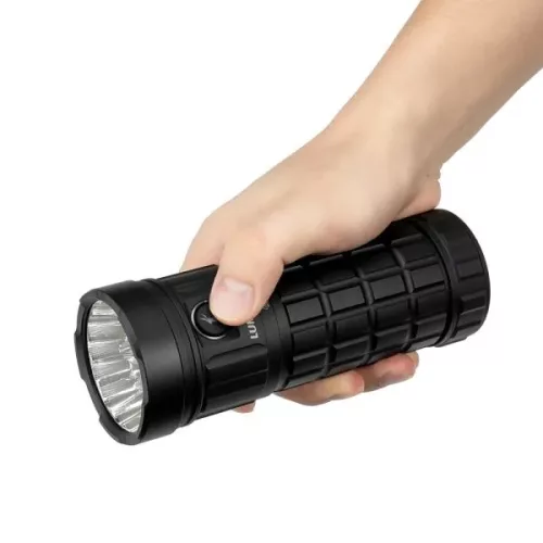 Lumintop GT18 searchlight with 7000 lumens and 32,000 mAh battery capacity